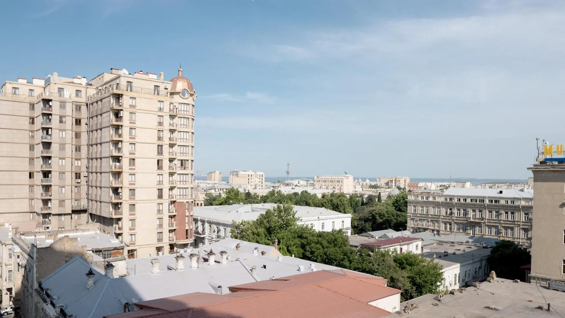 ホテル Apartments For Rent バクー