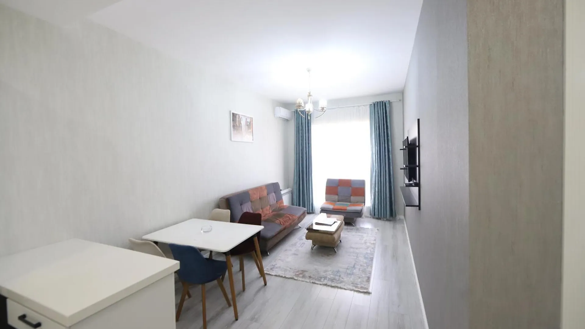 ホテル Apartments For Rent バクー