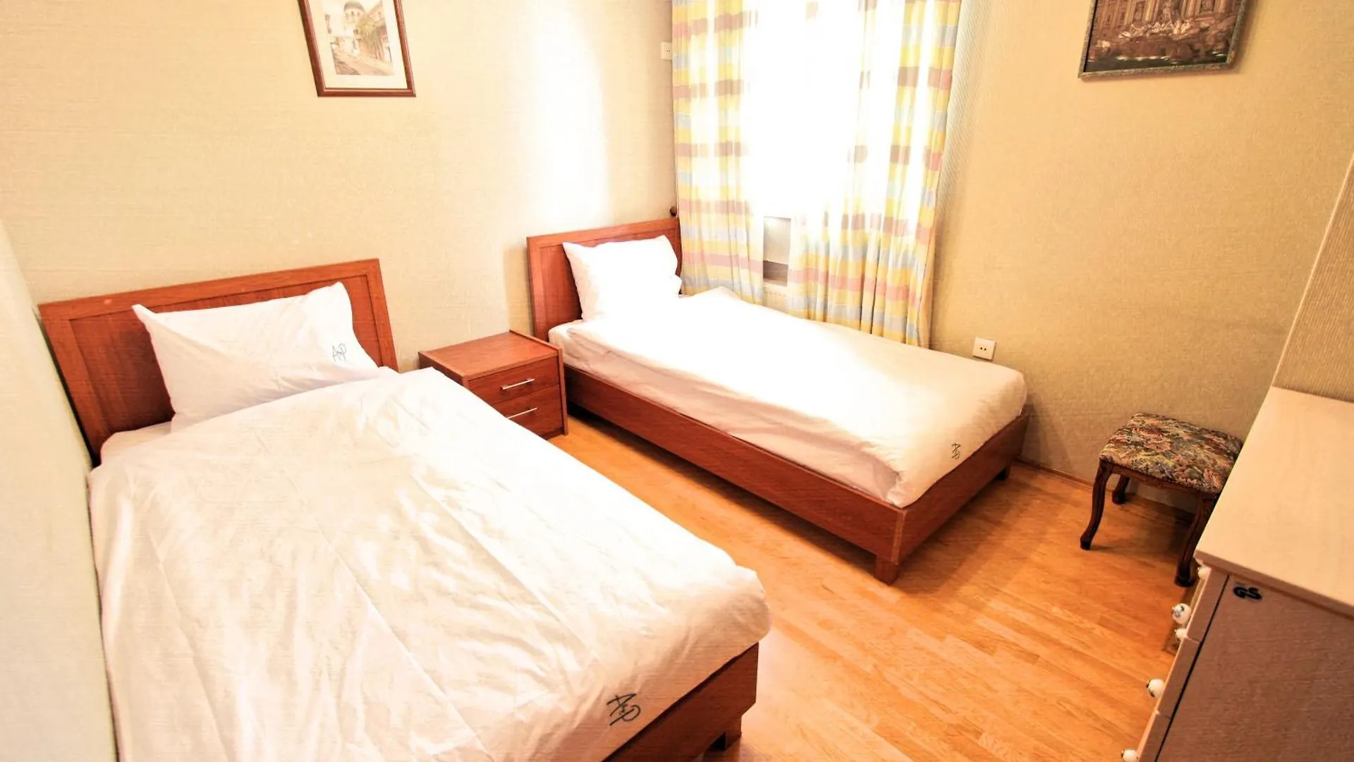 ホテル Apartments For Rent バクー