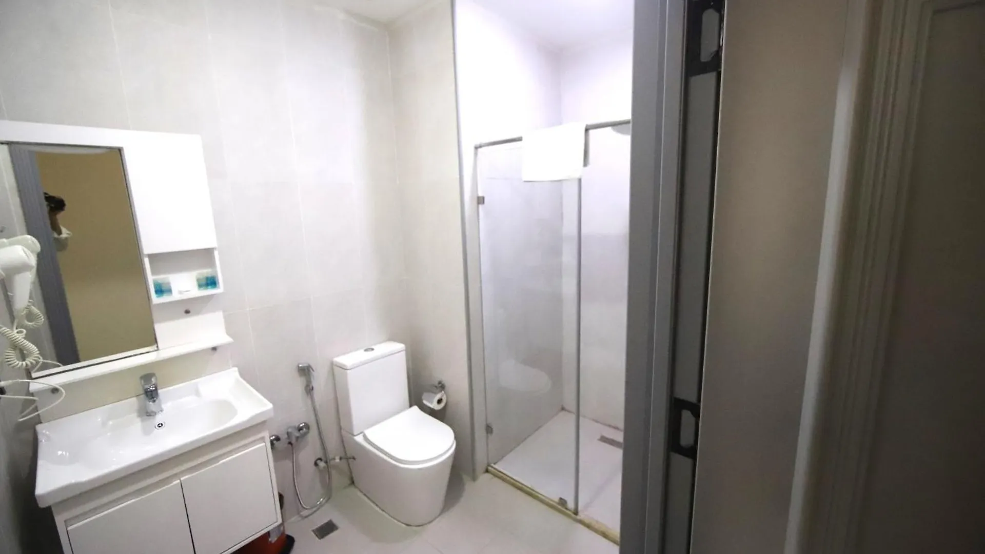 ホテル Apartments For Rent バクー